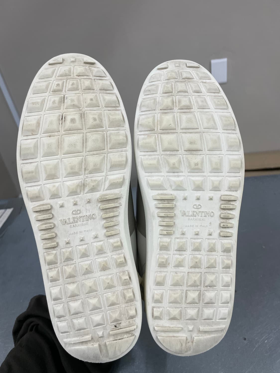 발렌티노 히든스트랩 스니커즈 37 상품이미지5