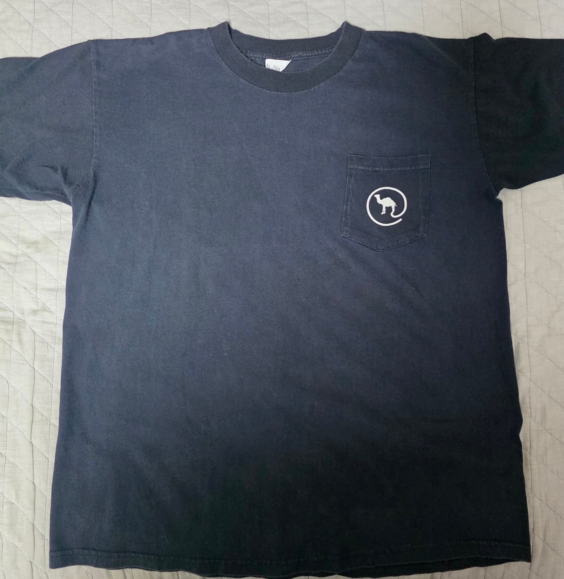 [XL] 90s 카멜 포켓 프로모 티셔츠 ver. like 네이비 상품이미지1