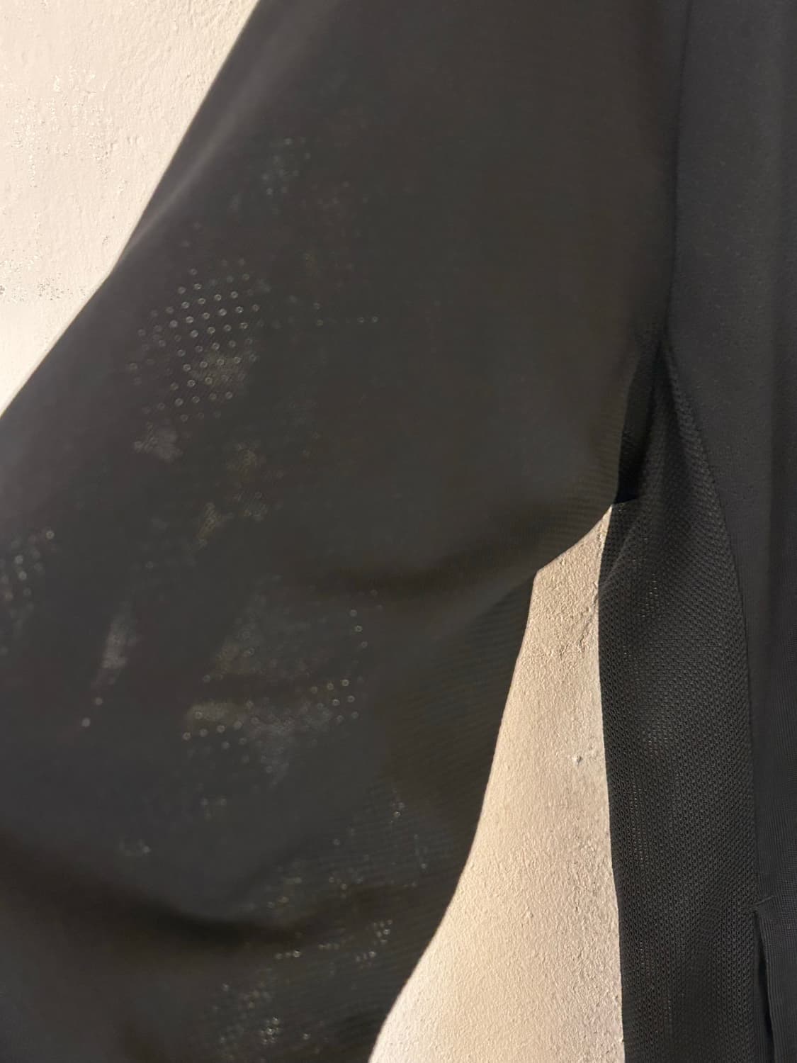 유니클로 메쉬 후드집업 L 상품이미지3