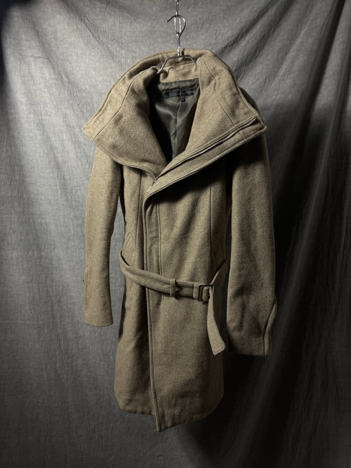 Schlussel Asymmetrical Wool Coat  상품이미지2