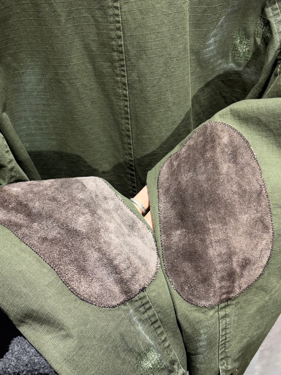 50 DSQUARED 디스퀘어드2 페인팅 써클버튼 카키 야상 자켓 상품이미지5