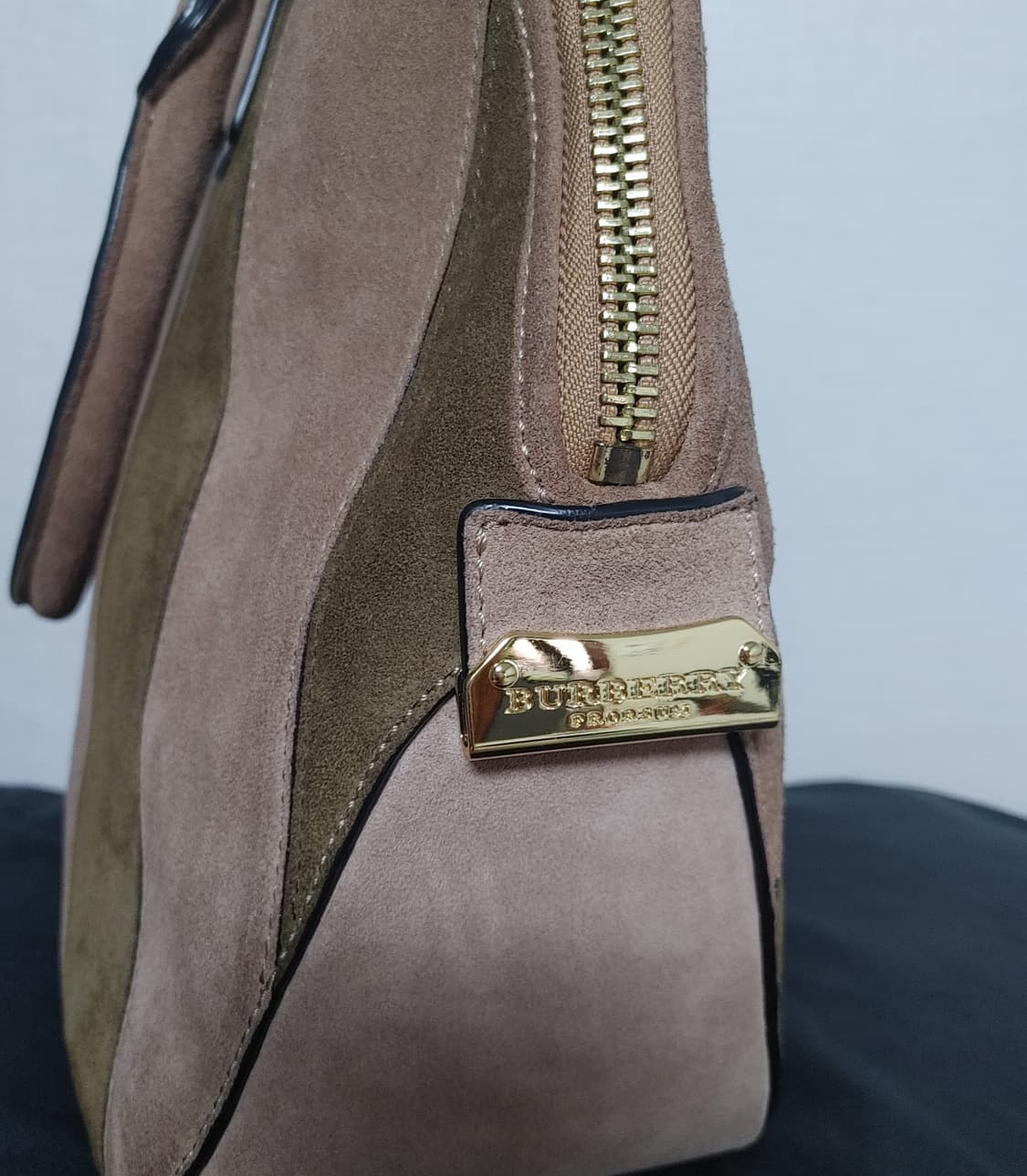 버버리 프로섬 스웨이드 토트백 베이지 브라운 컬렉션 명품 가죽 가방  상품이미지4