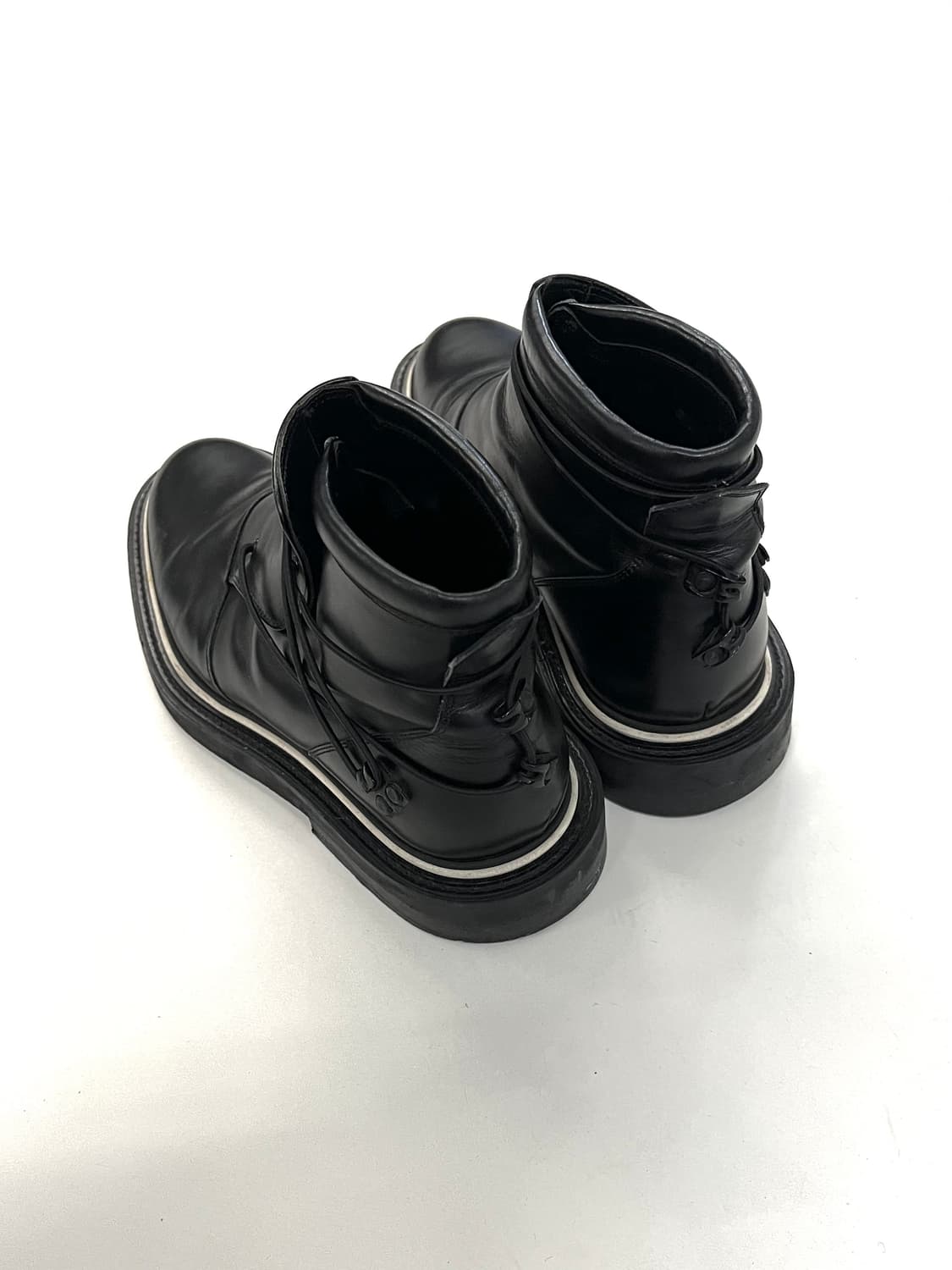 디올 옴므 09FW 크리스 반 아쉐 와이어 레더 부츠 상품이미지9