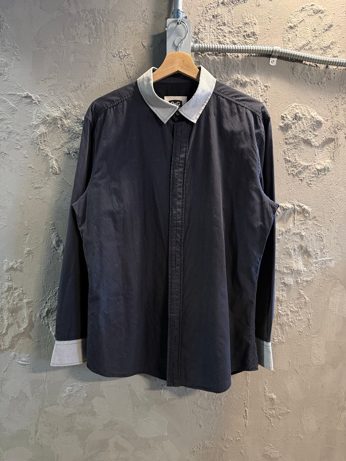 54 돌체앤가바나 D&G 스트라이프 배색 카라 셔츠 차콜 상품이미지1