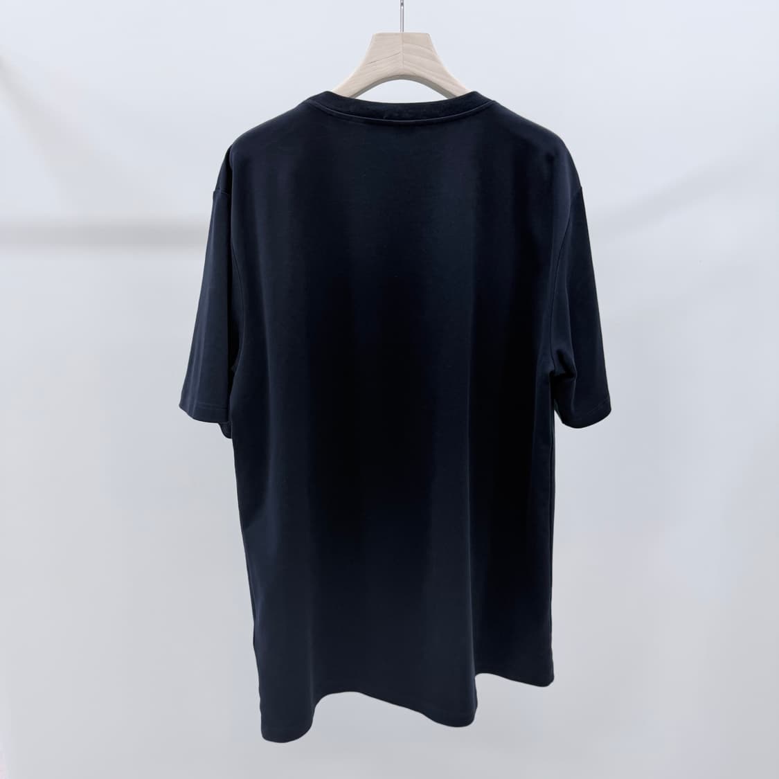[S+급/2XL] 24SS 벨루티 로고 반팔 티셔츠 다크네이비 상품이미지4