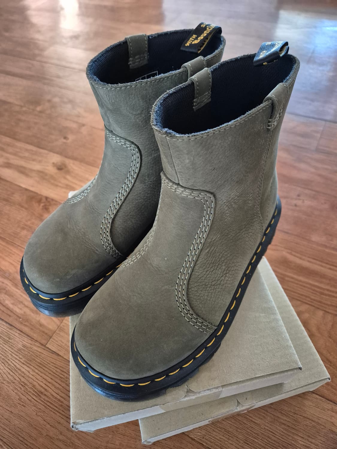 닥터마틴 제브잽 리거 올리브 상품이미지3