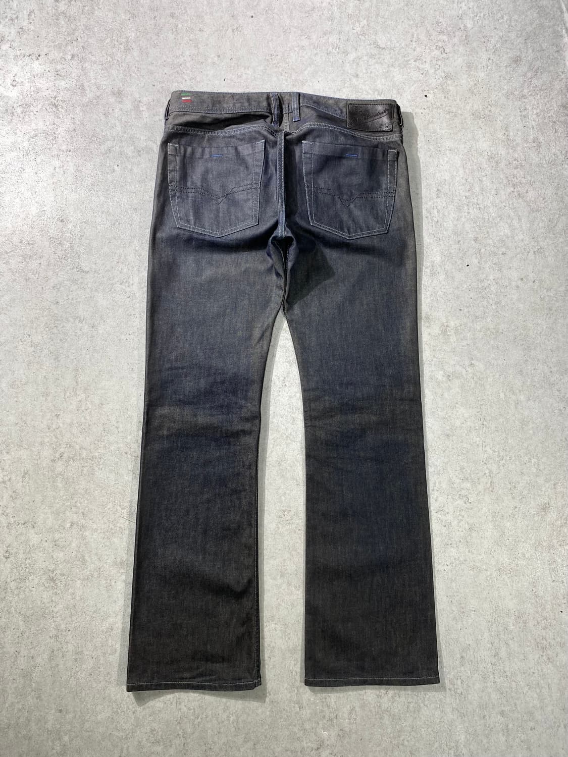 [32] DIESEL 디젤 자티니 레귤러 부츠컷 데님팬츠 상품이미지6