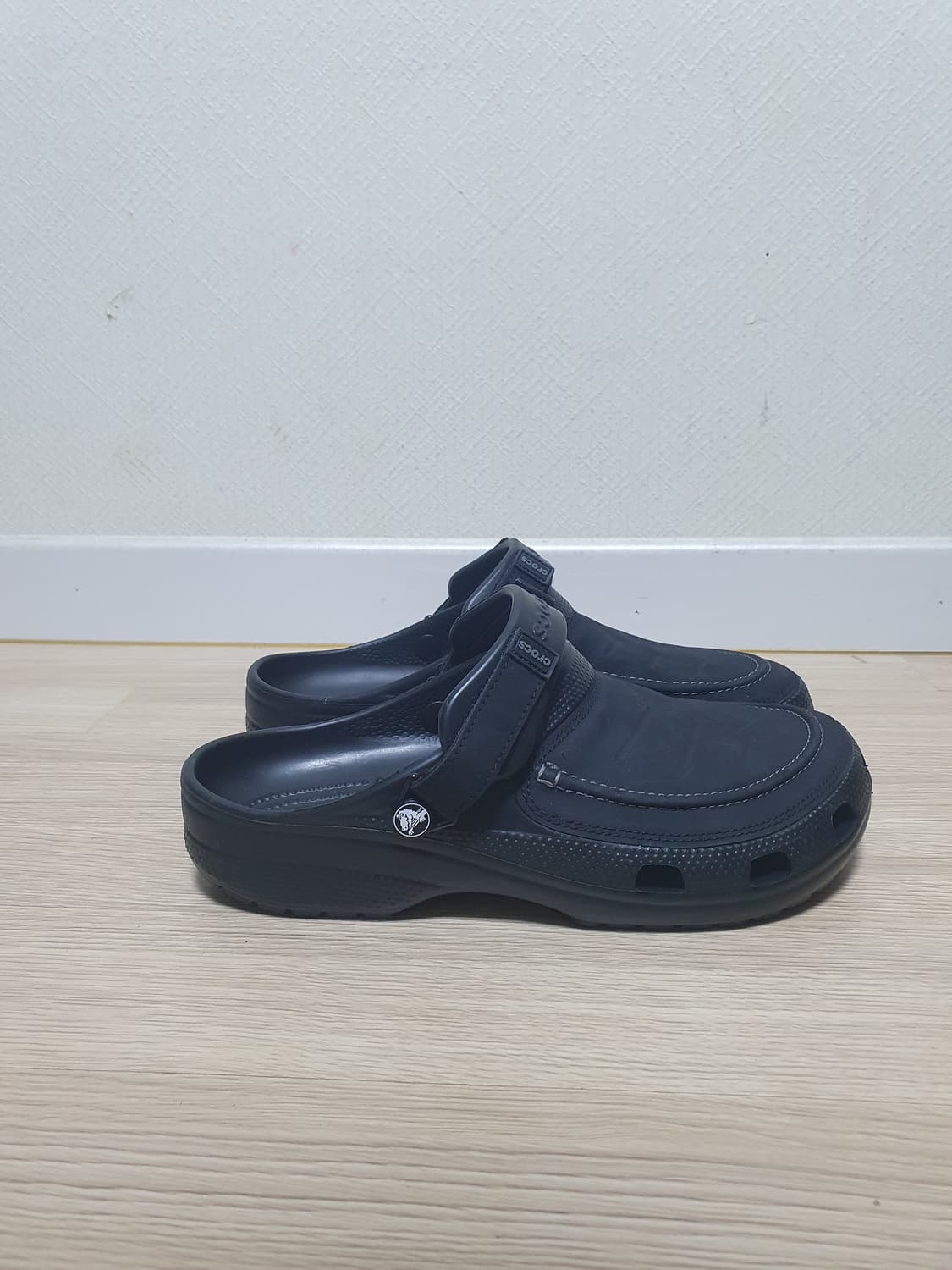 크록스 유콘 슬리퍼 280~85 상품이미지1