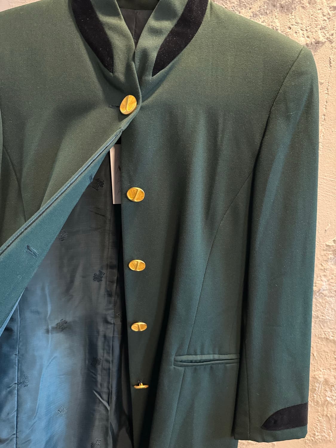 에스카다 ESCADA 벨벳 트리밍 골드버튼 롱 자켓 딥그린 34 상품이미지3