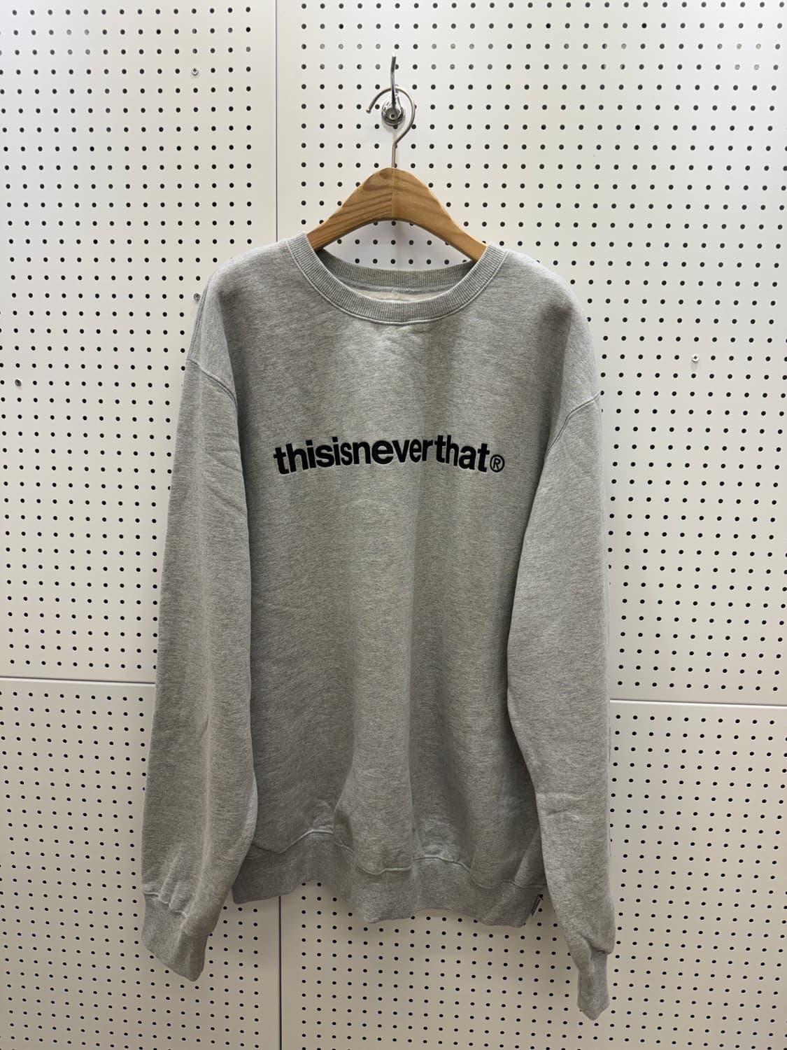 디스이즈네버댓 스펠 빅로고 박시핏 맨투맨 U332 상품이미지2