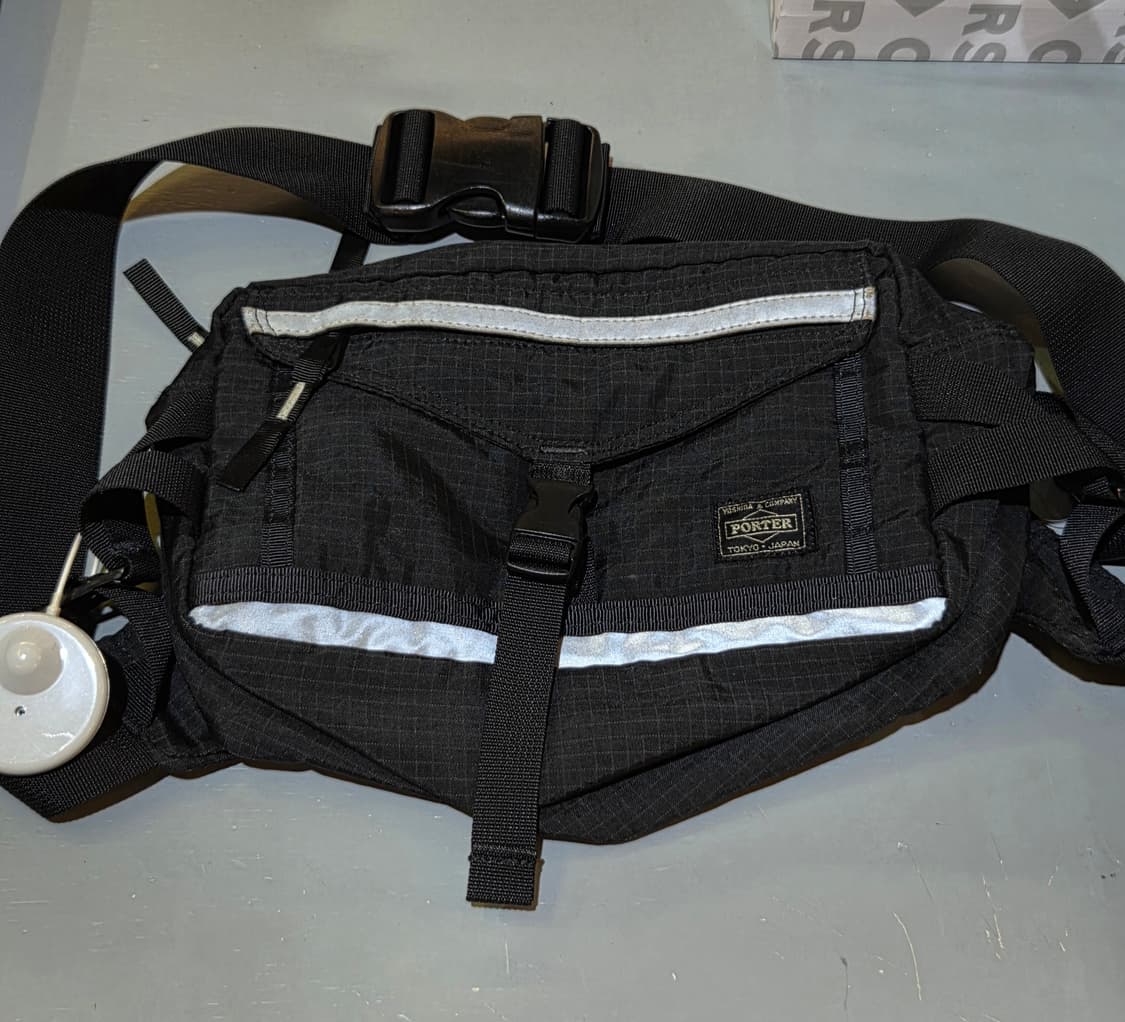 Yoshida porter 포터 블랙 스티치 힙색 크로스백 상품이미지3