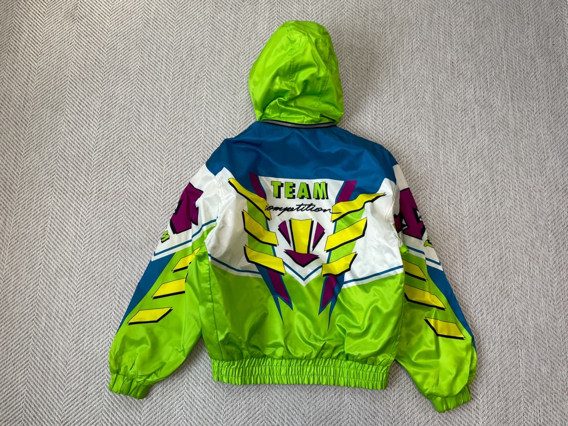 데상트 레이싱 그래픽 컴페티션 자켓 J03864 상품이미지3