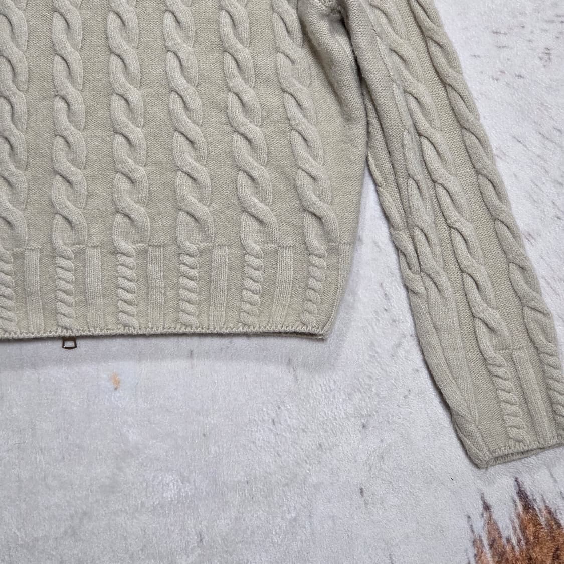 베이지 투웨이 하이넥 꽈배기 니트 집업 상품이미지6