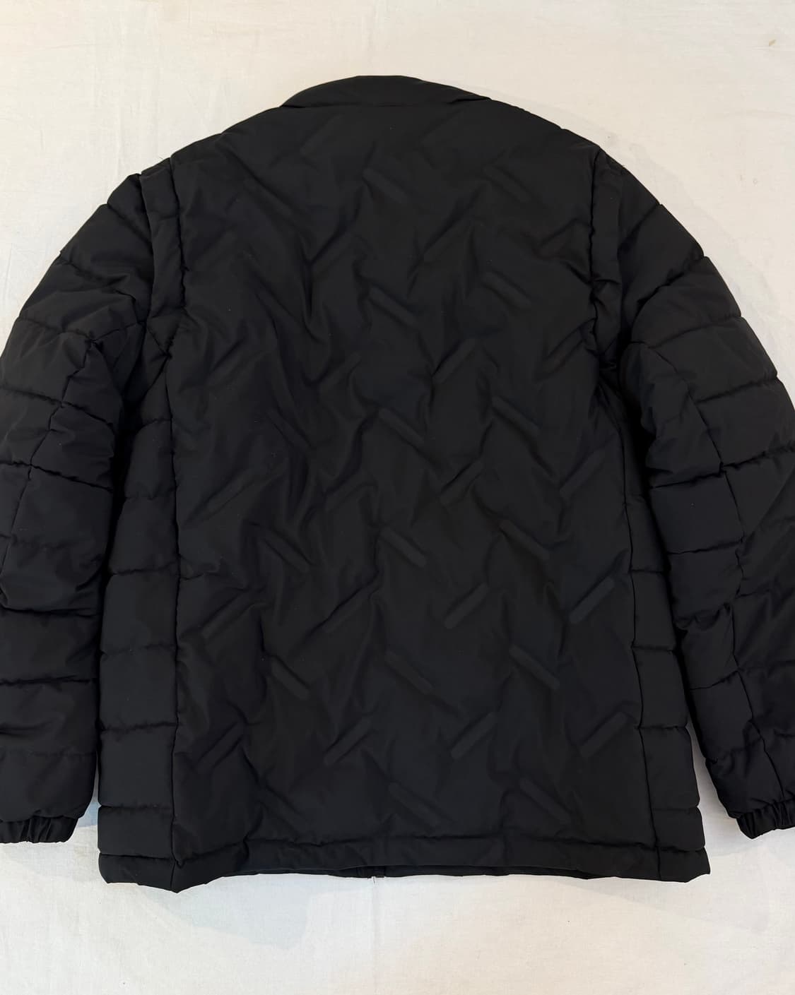 데드스탁급 몽벨 경량패딩 블랙 상품이미지3
