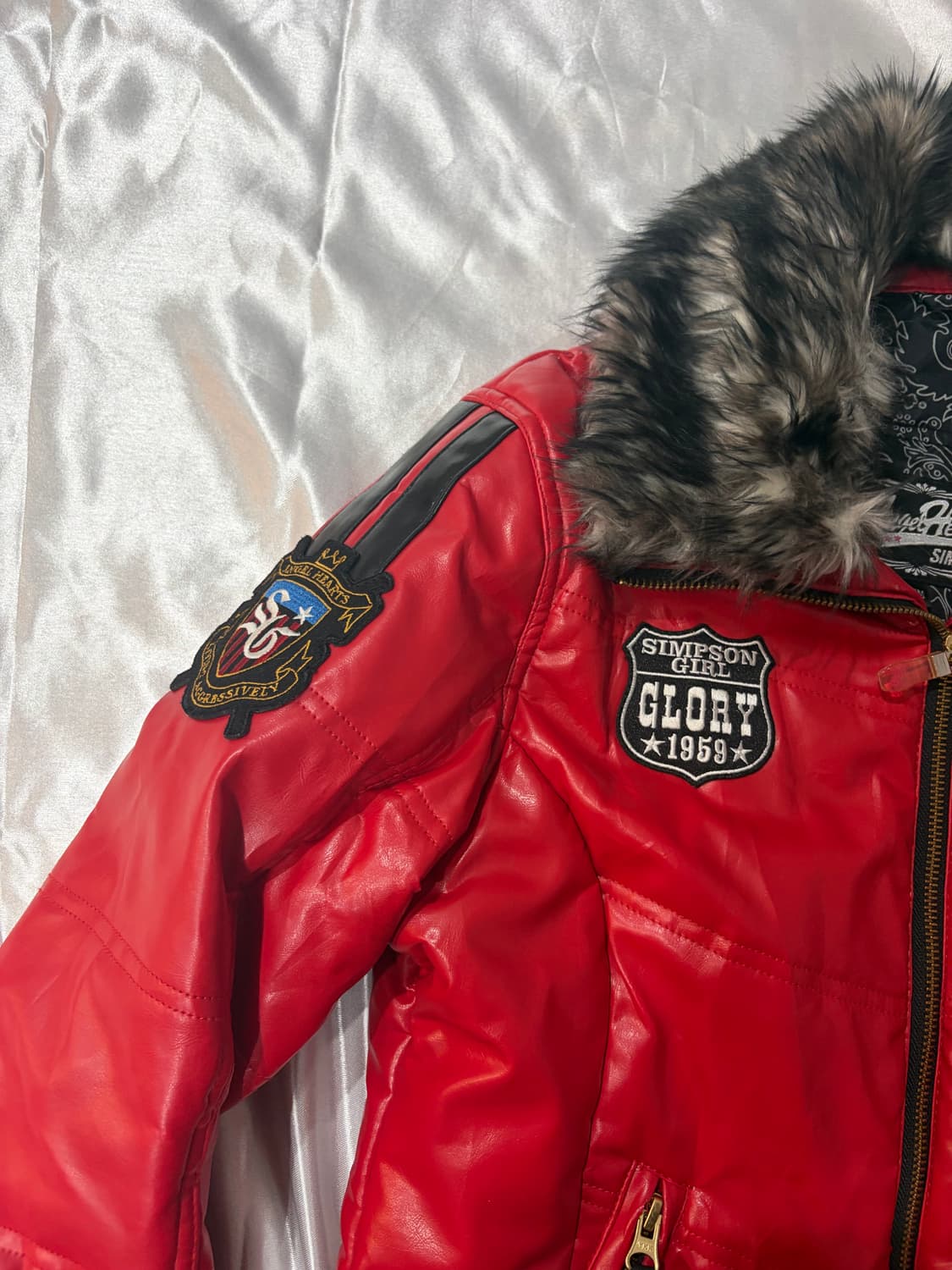 Y2K angel heart fake leather fur jacket 상품이미지9