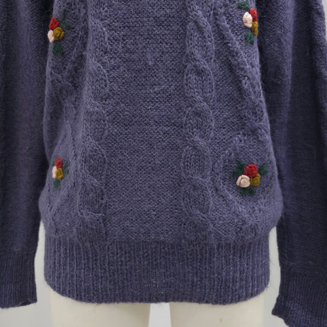 퍼플 플라워 자수 빈티지 니트 상품이미지5