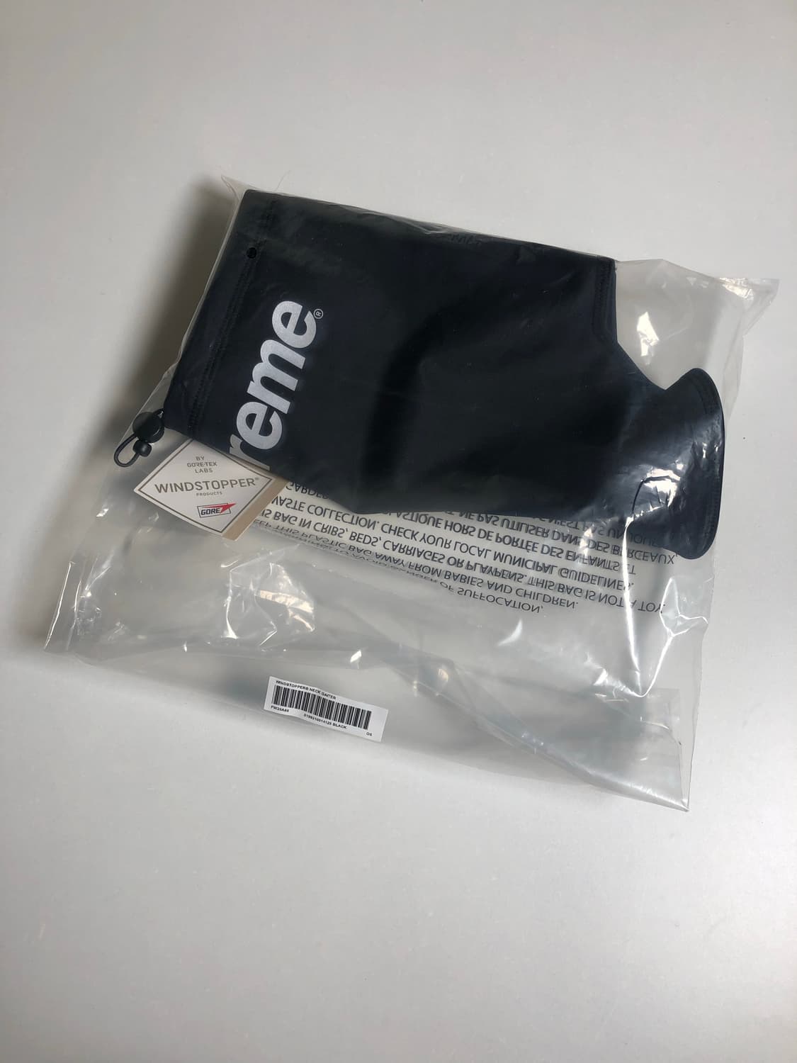 슈프림 25fw 윈드스토퍼 넥 게이터 상품이미지4