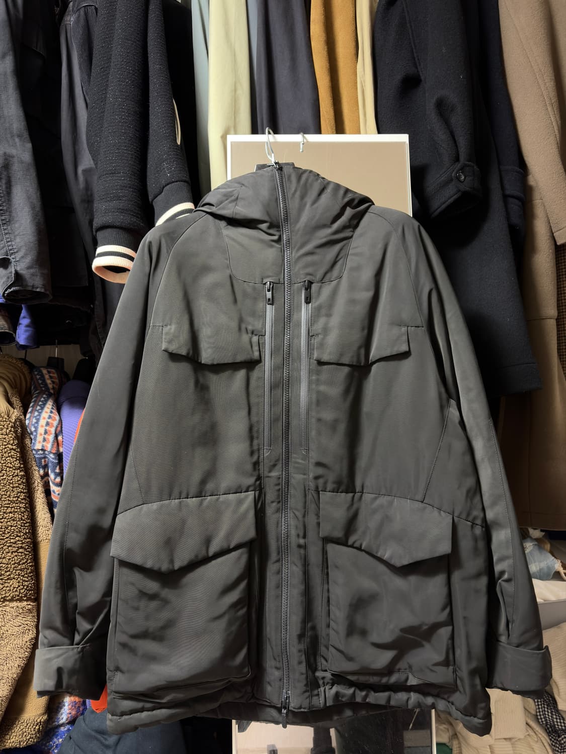 유니클로 화이트마운티니어링 파카 블랙 L사이즈 상품이미지1