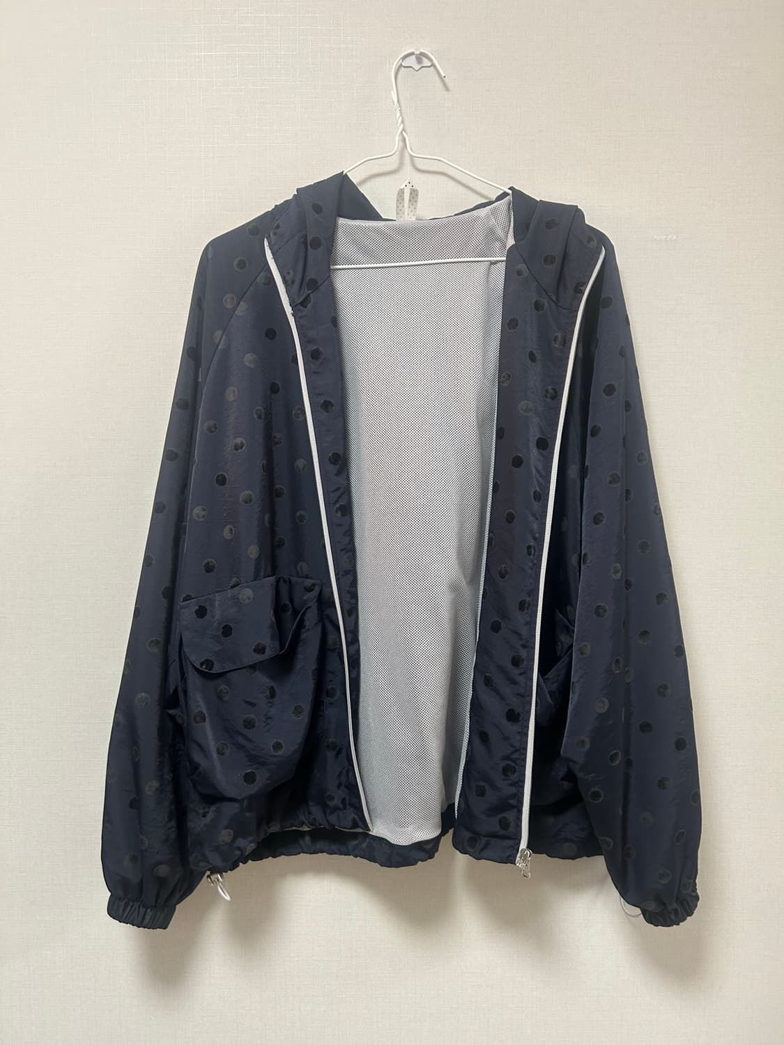 (설명참고) 도트 바람막이 네이비 상품이미지1