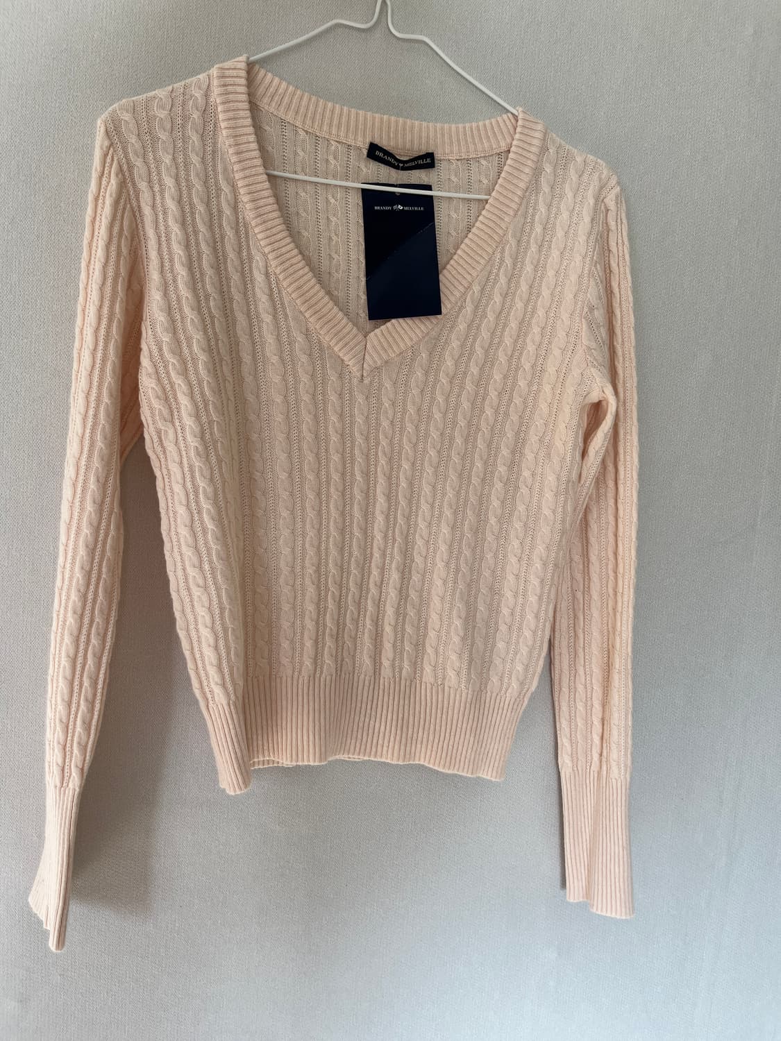 브랜디멜빌 케이블 피치 브이넥 니트 상품이미지1