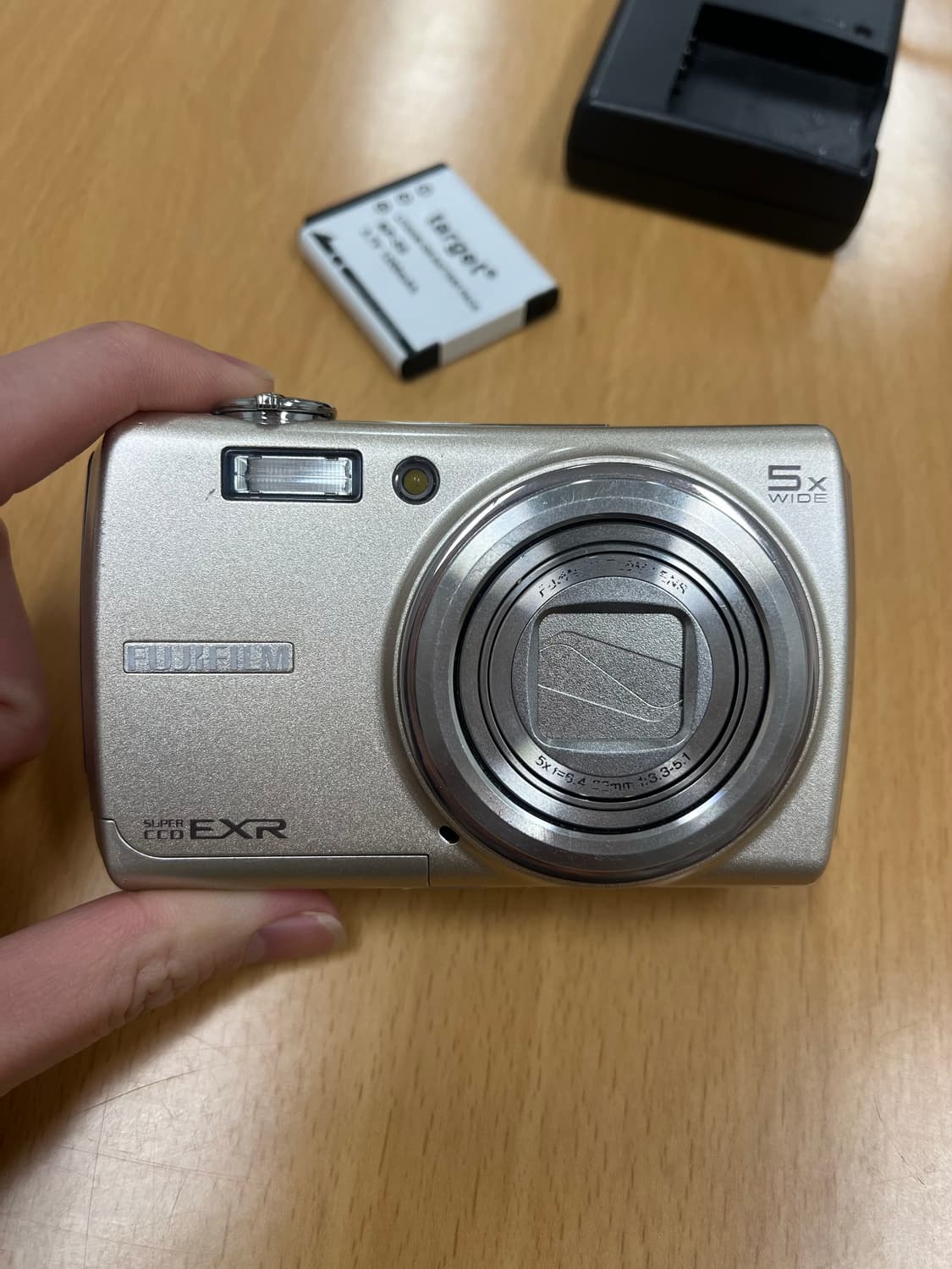 [누가영 디카]후지필름 Fujifilm x5 파인픽스 F200EXR  상품이미지1