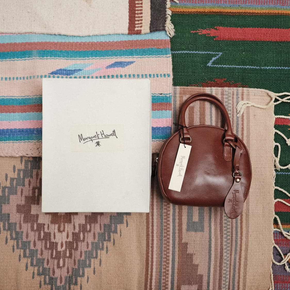 마가렛호웰 올드라벨 레더 스몰 백 상품이미지2