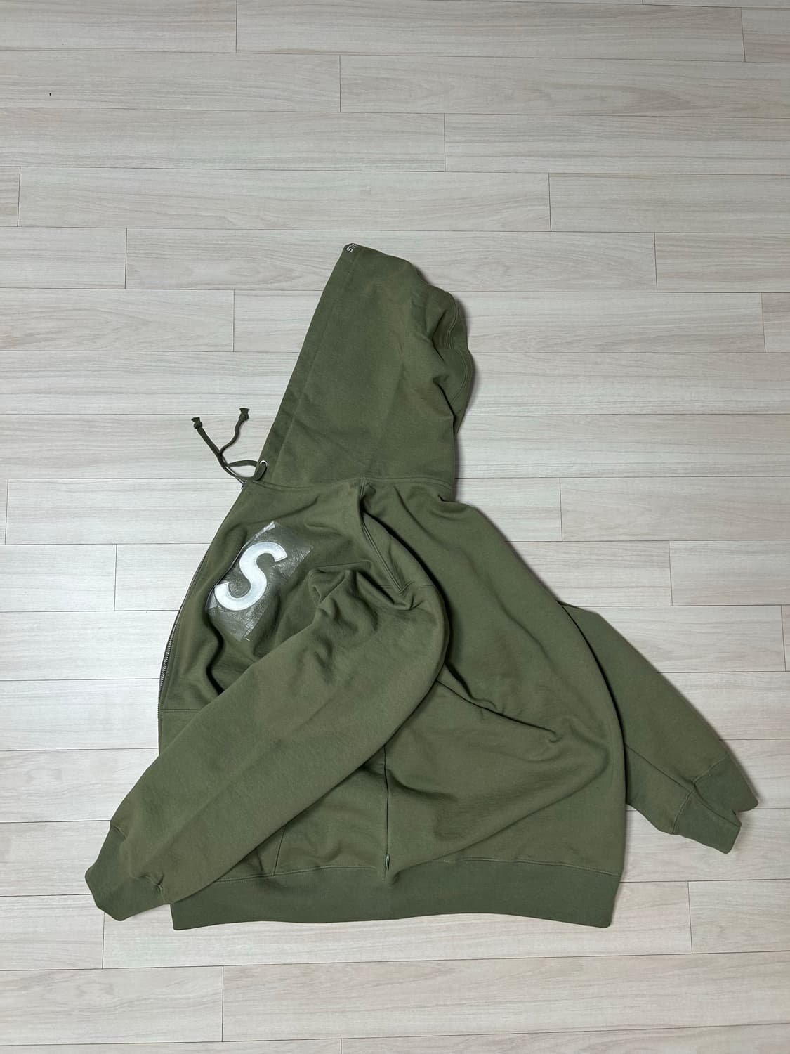 (XL) 슈프림 s로고 후드 집업 -24fw 상품이미지3