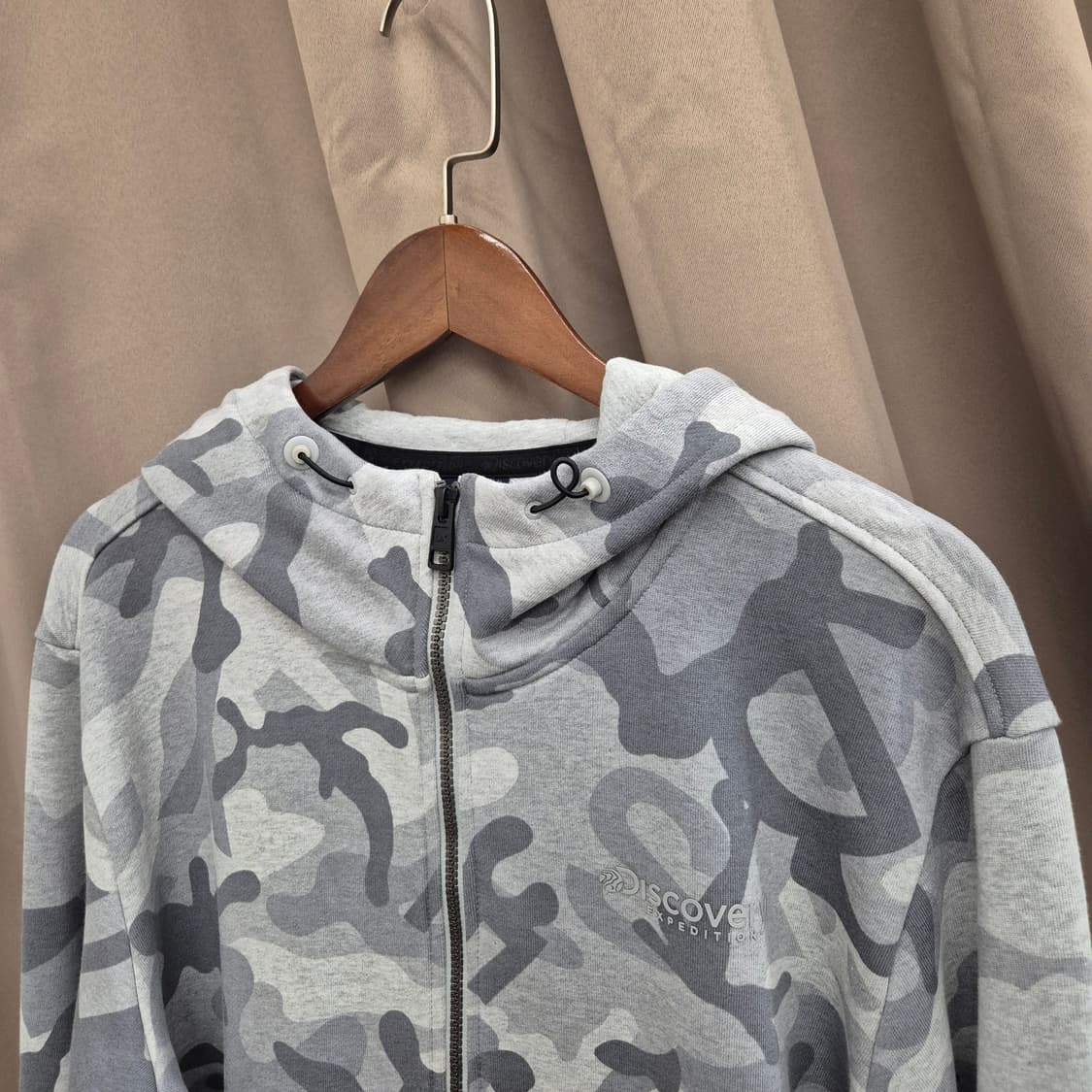 디스커버리 카모 후드 집업 110 상품이미지2