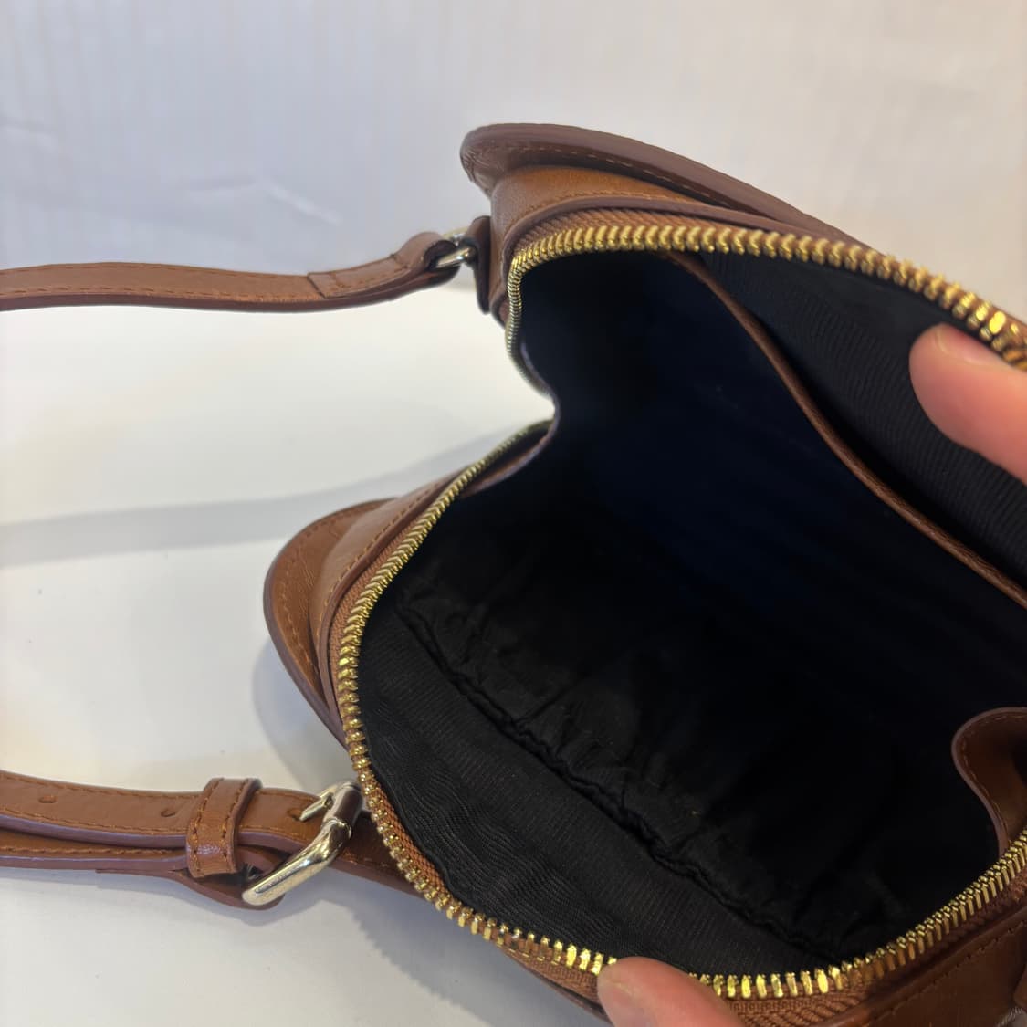 정품 마시모두띠 레더 크로스백     상품이미지10