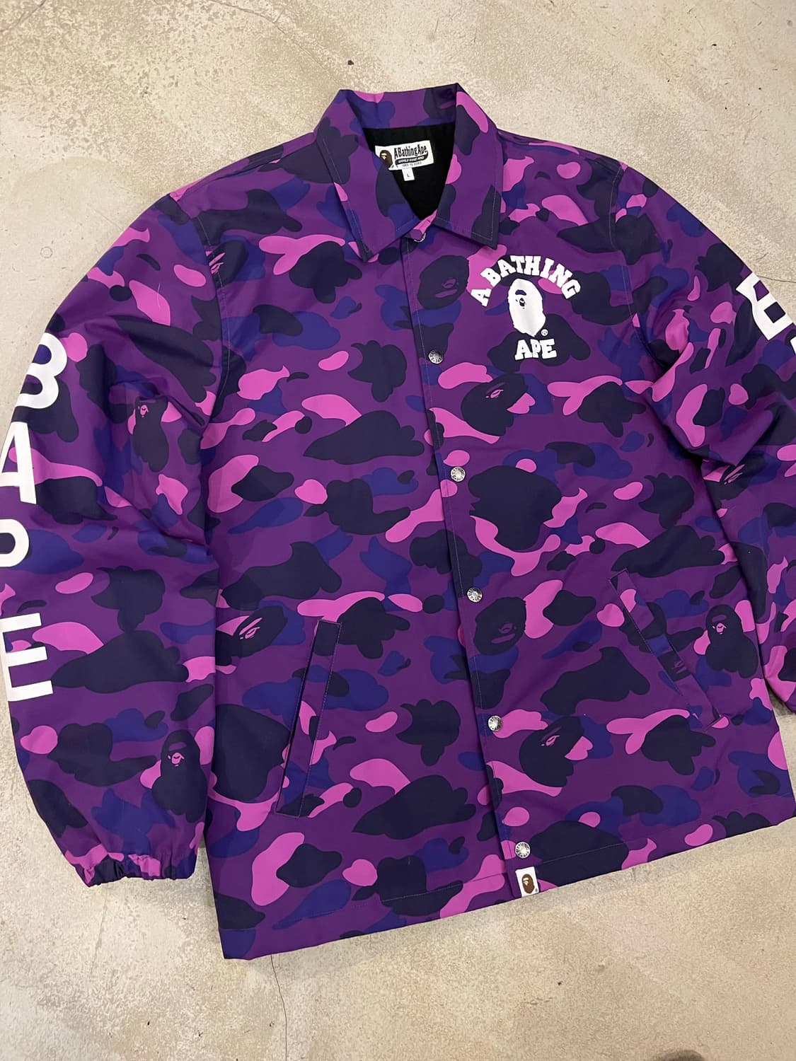 베이프 코치자켓  상품이미지2