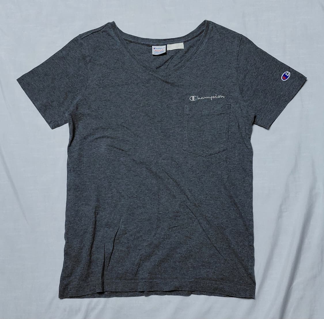 [S] 챔피언 x earth music&ecology 콜라보 포켓 브이넥 상품이미지1