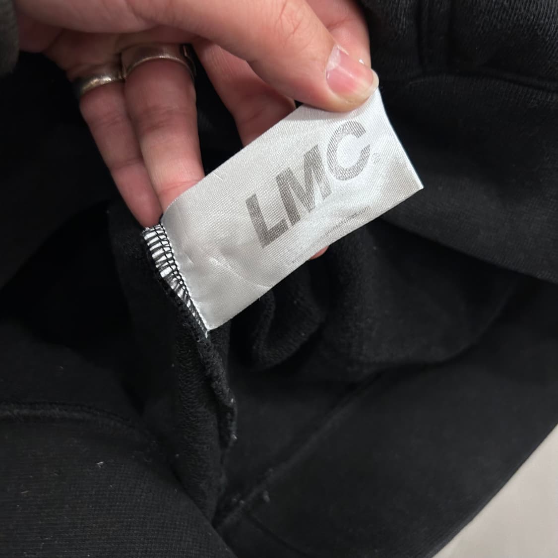 LMC 슬리브로고 오버핏 헤비코튼 후드티 상품이미지4