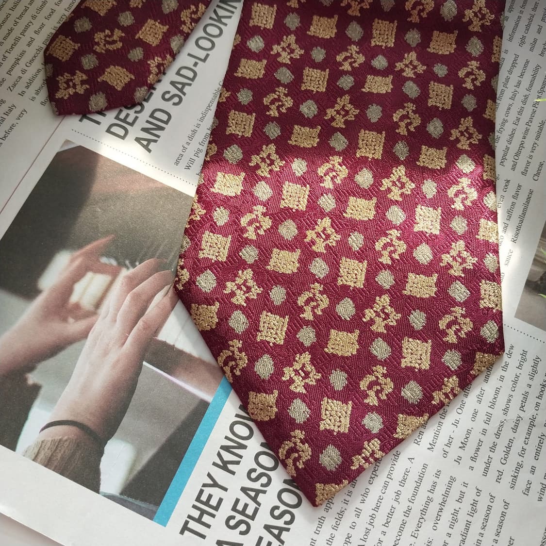 란셀 실크 와인 자카드 패턴 넥타이 9.9cm A+등급 K1364
 상품이미지3