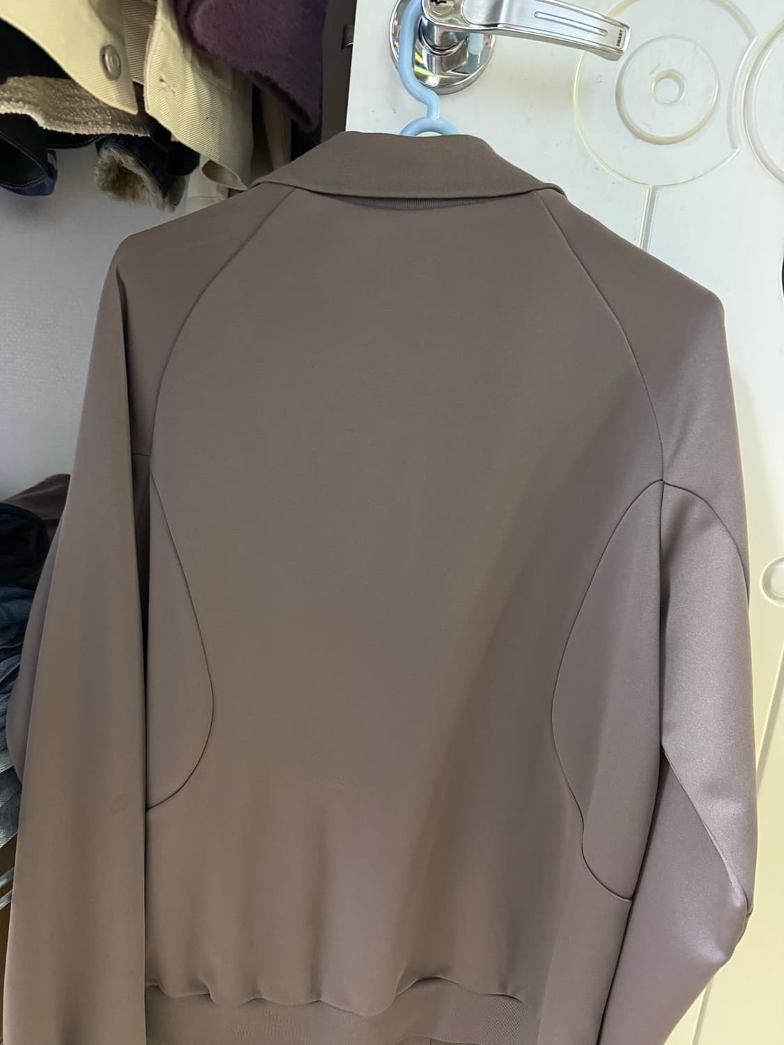 산산기어 트랙 자켓 브라운 - 22FW <2> 상품이미지4