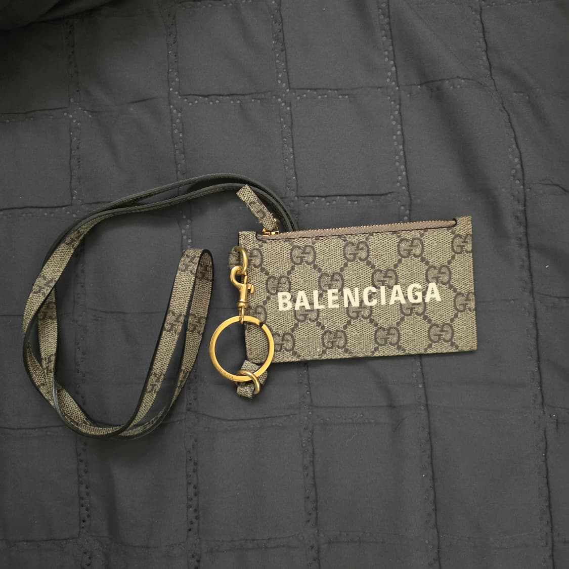 구찌발렌시아가 해커프로젝트 카드지갑 상품이미지1