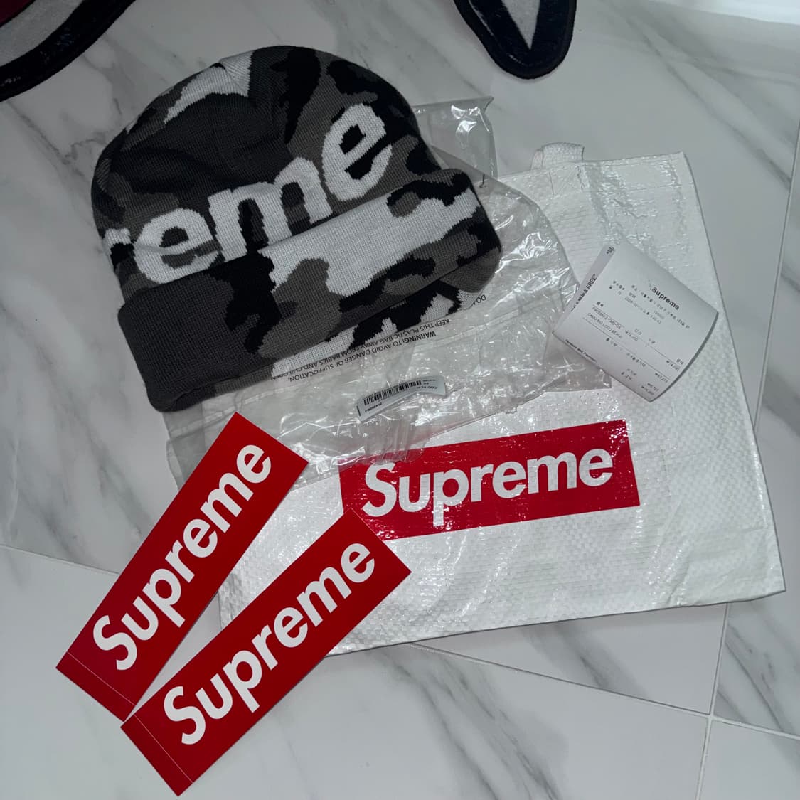 슈프림 카모 빅 로고 비니 스노우 카모 - 25FW 상품이미지1