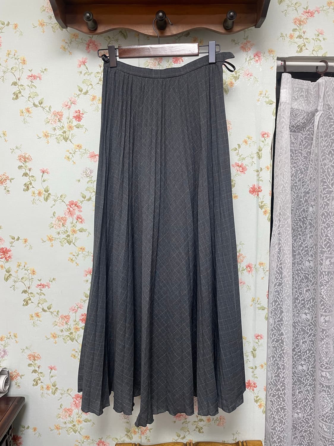 빈티지 그레이 체크 플리츠 롱스커트 상품이미지1