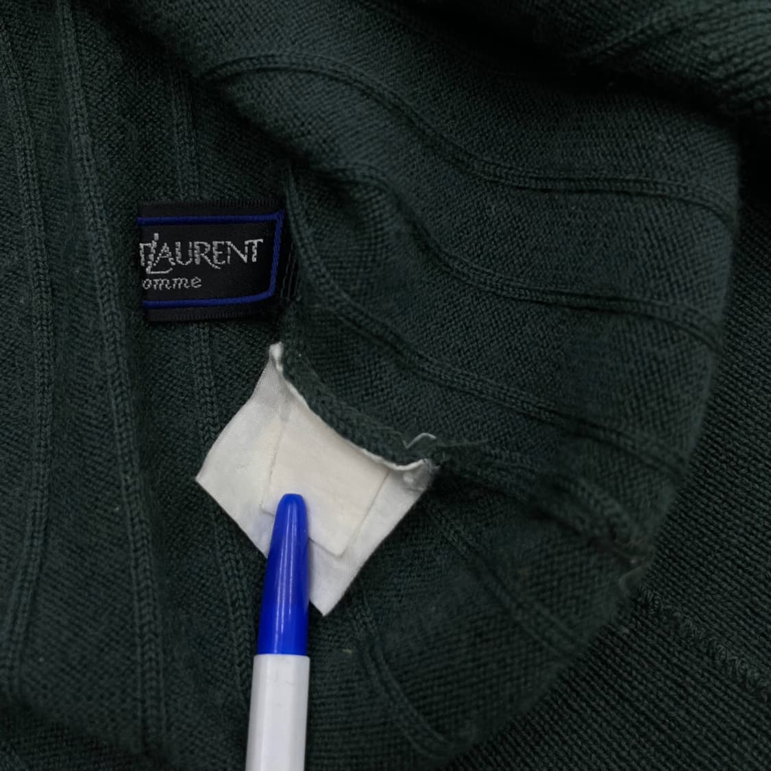 입생로랑 미니로고 딥그린 폴라니트 상품이미지5