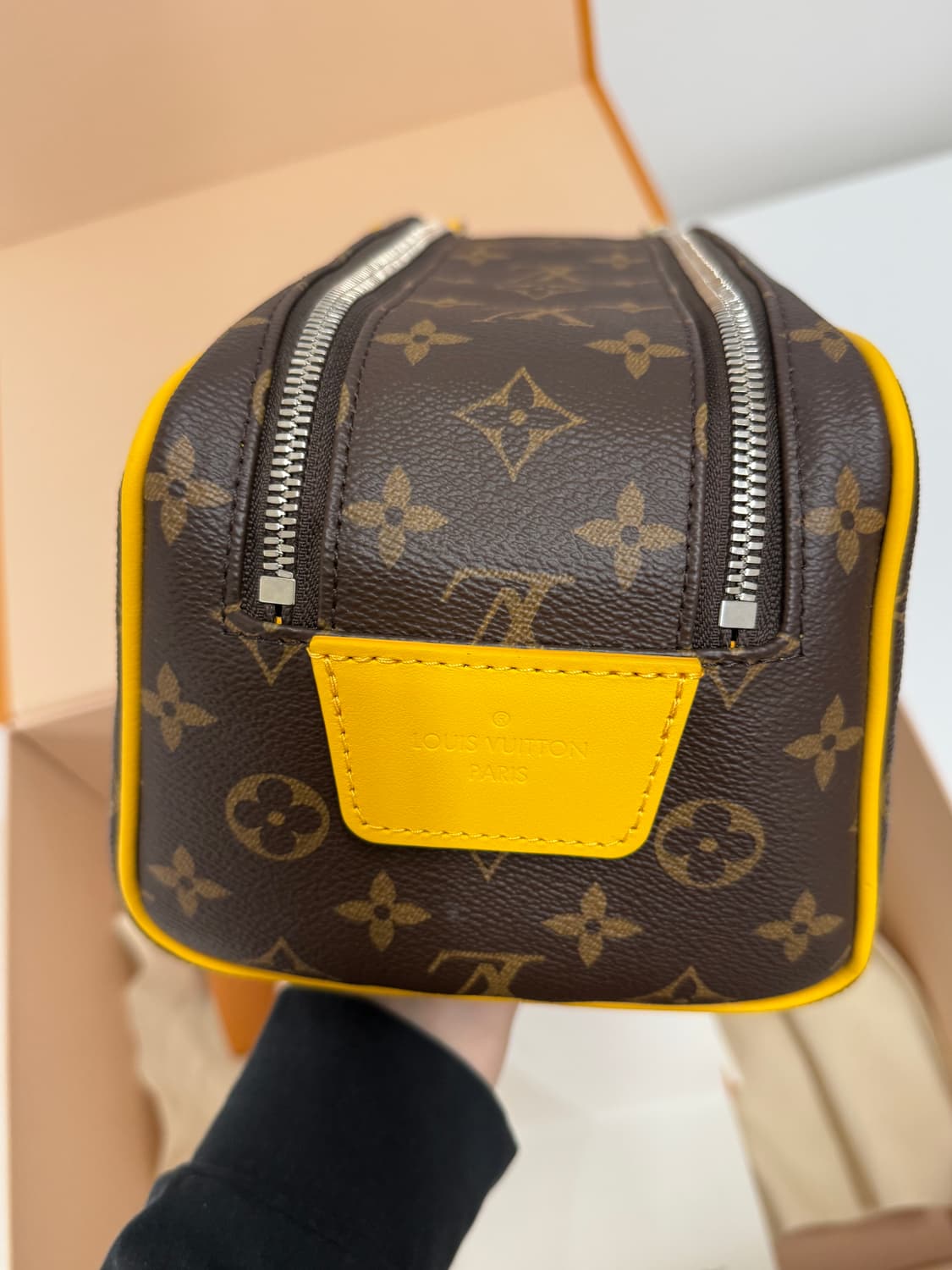 상태좋음 OS 루이비통 모노그램 돕키트 클러치 풀구성 상품이미지6