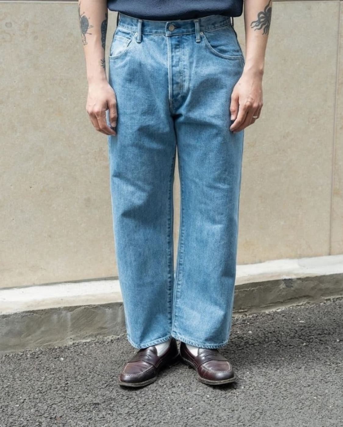 하츠키 와이드 테이퍼드 데님 아이스블루 상품이미지1