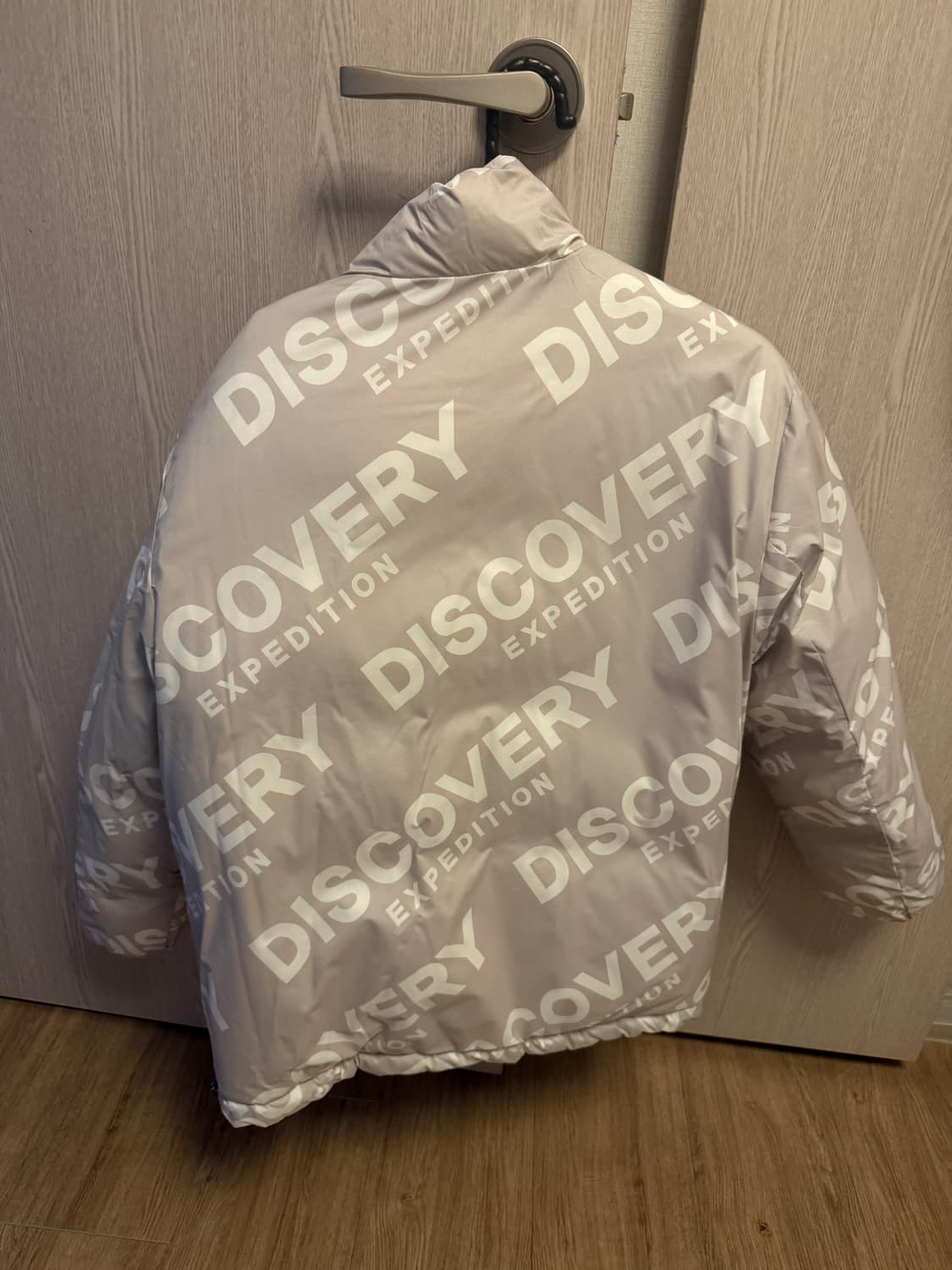 디스커버리 expedition 아이보리 패딩 상품이미지3