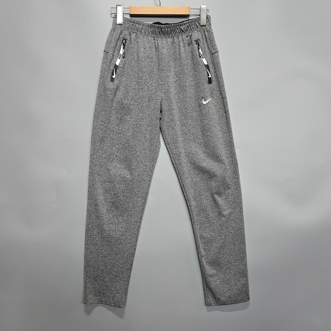 나이키(NIKE) 드라이핏 트레이닝 팬츠 그레이 M 상품이미지1