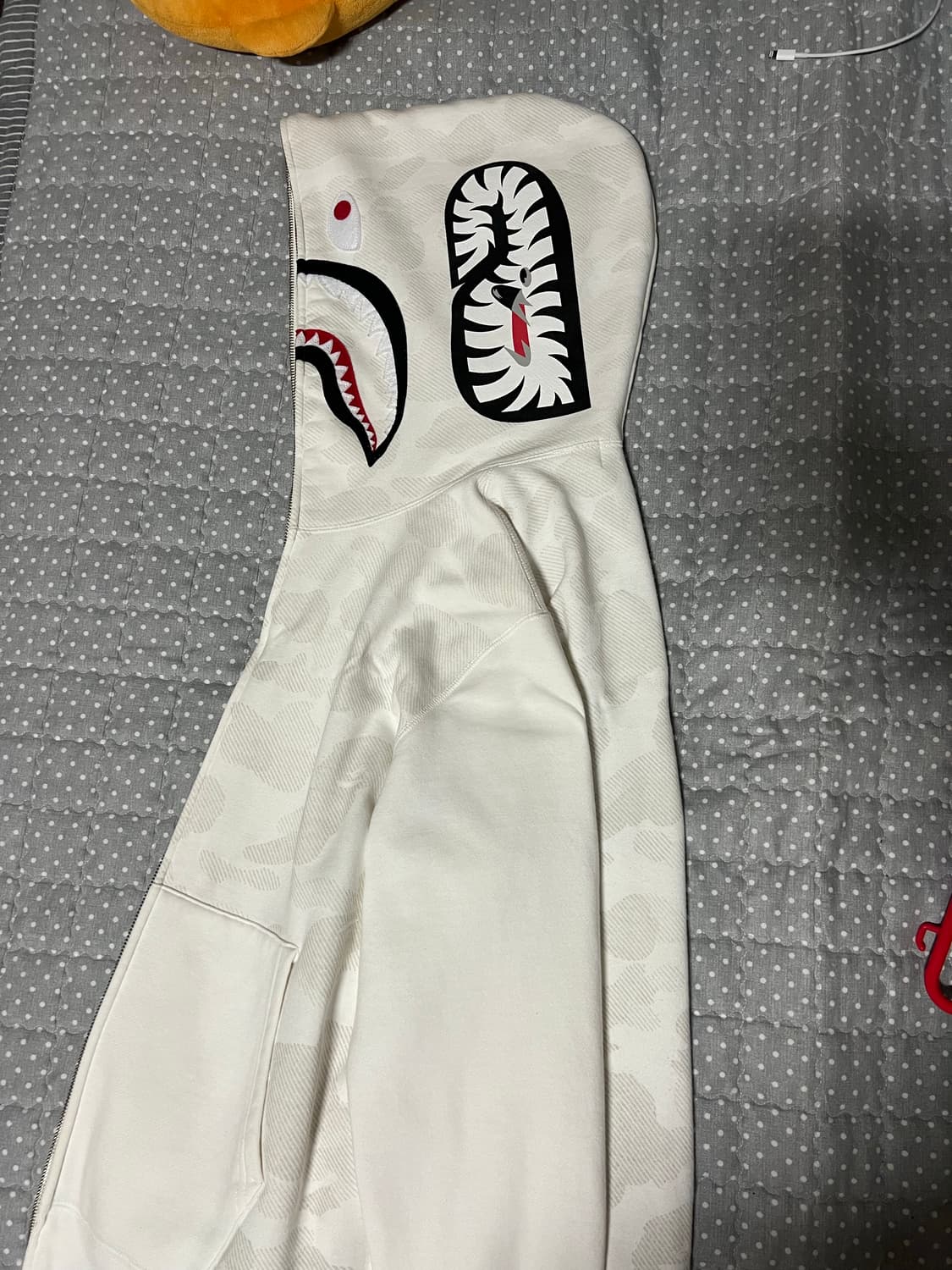 베이프 후드집업 샤크후드 화이트 L 상품이미지4