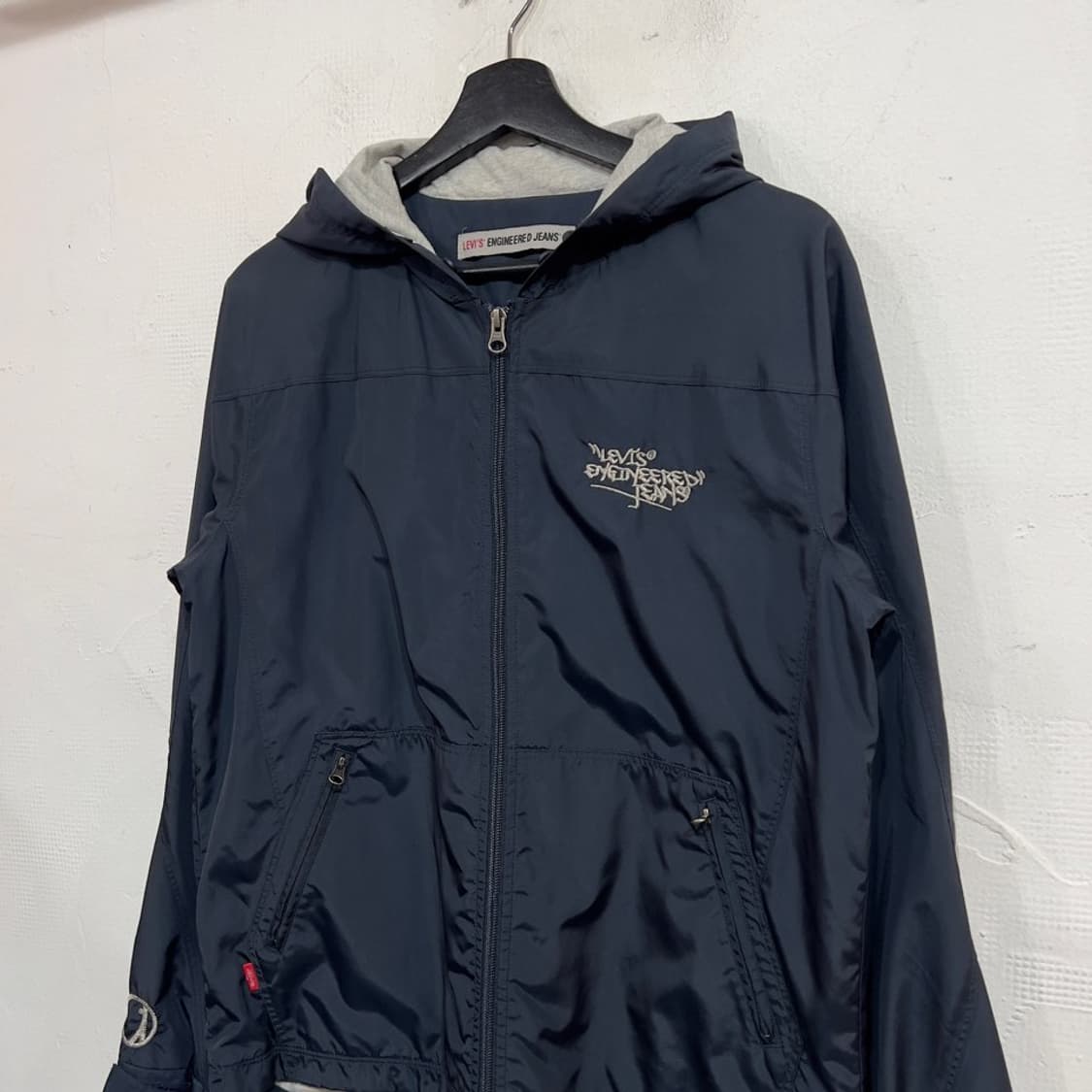 리바이스 엔지니어드 바람막이 상품이미지4