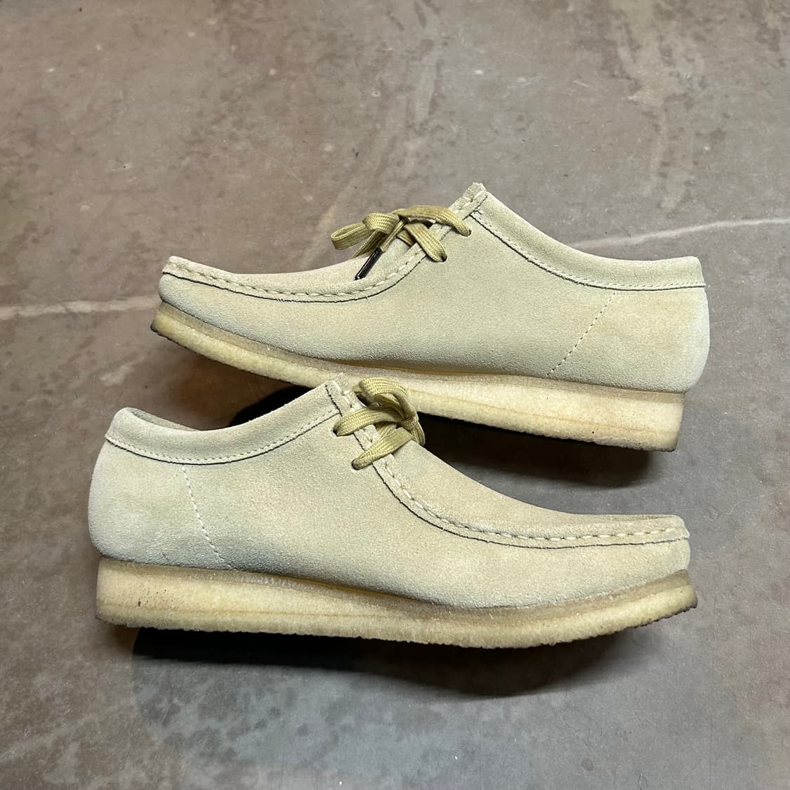 255) 클락스 왈라비 스웨이드 메이플 상품이미지4