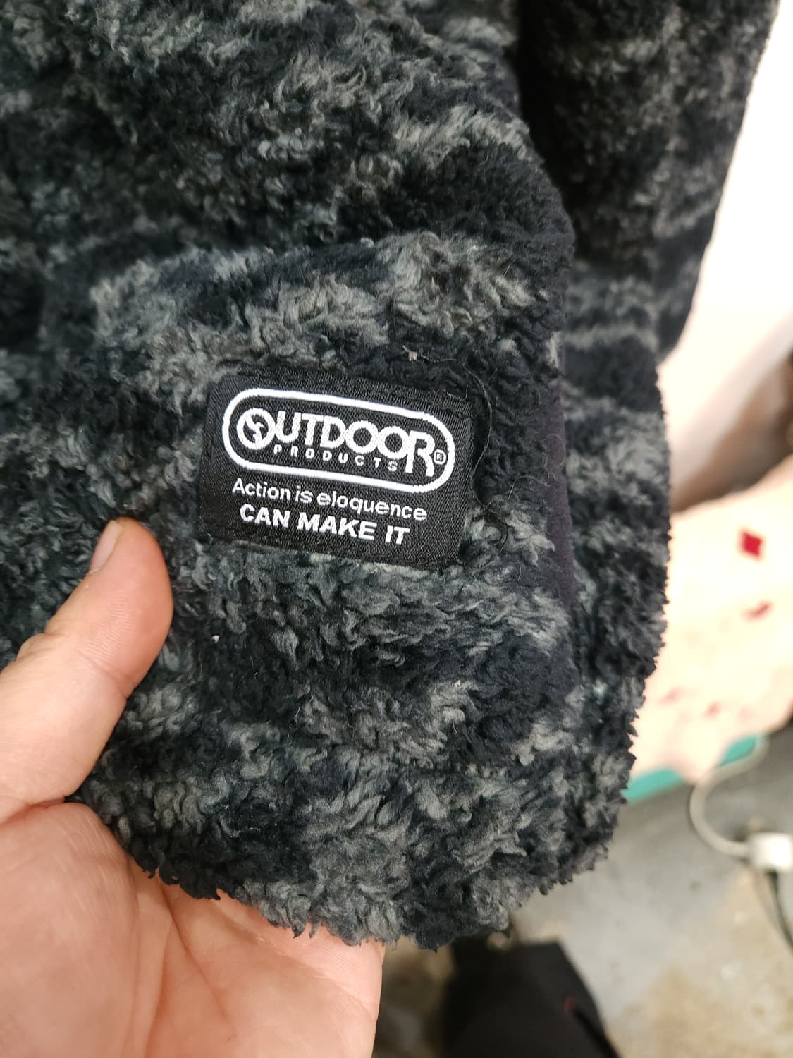 아웃도어프로덕트 윈터패턴 후리스 자켓 빅사이즈
​
 상품이미지5