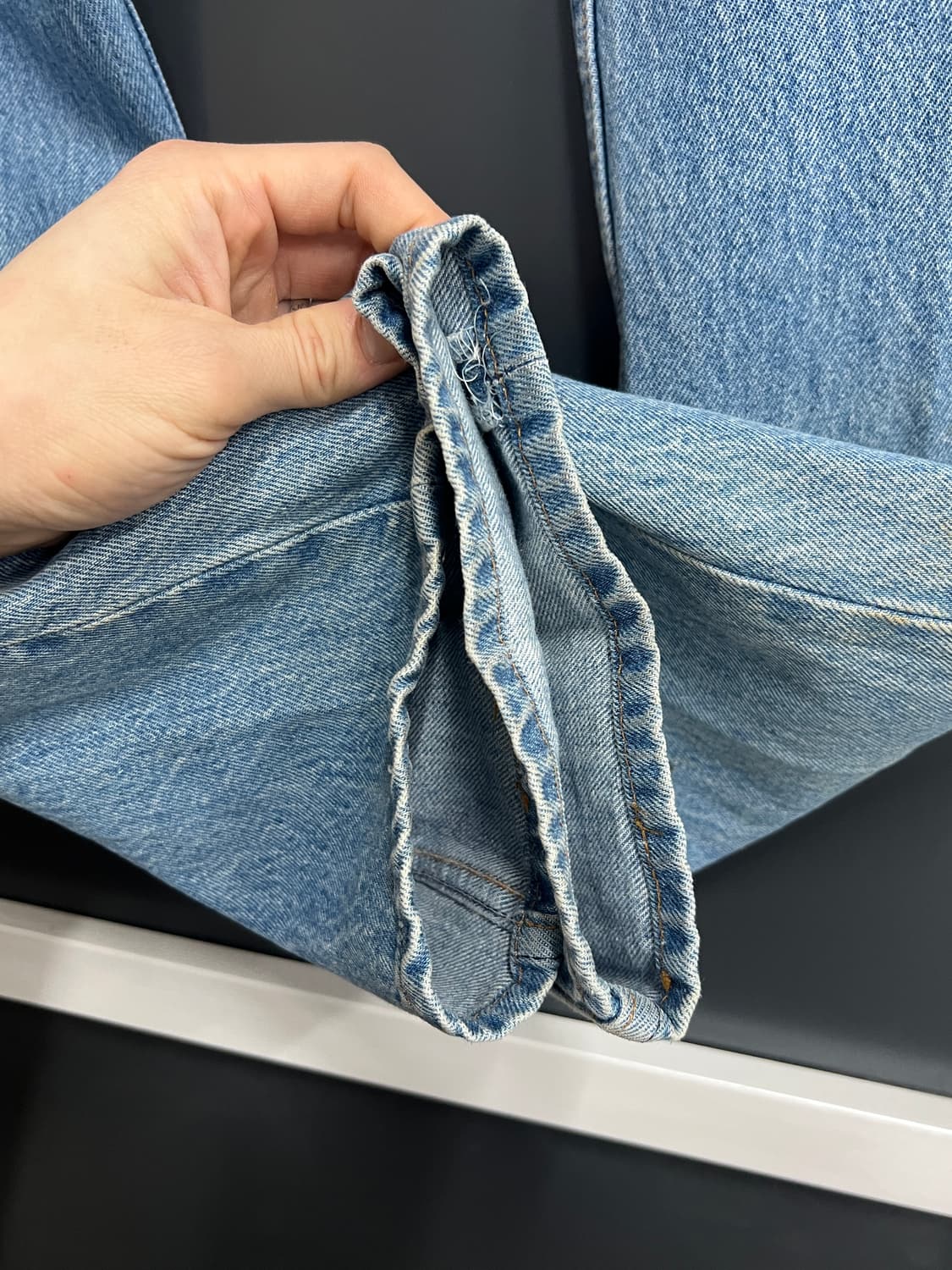 90s USA Levis 리바이스 501 스트레이트 연청 데님 팬츠 상품이미지5