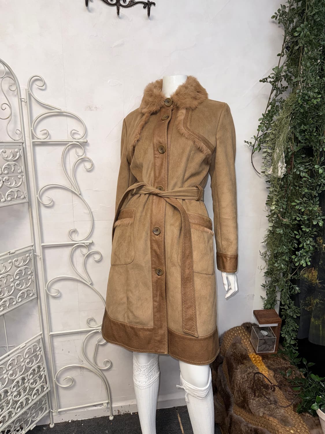 Brown rabbit fur trimming belted coat 상품이미지4