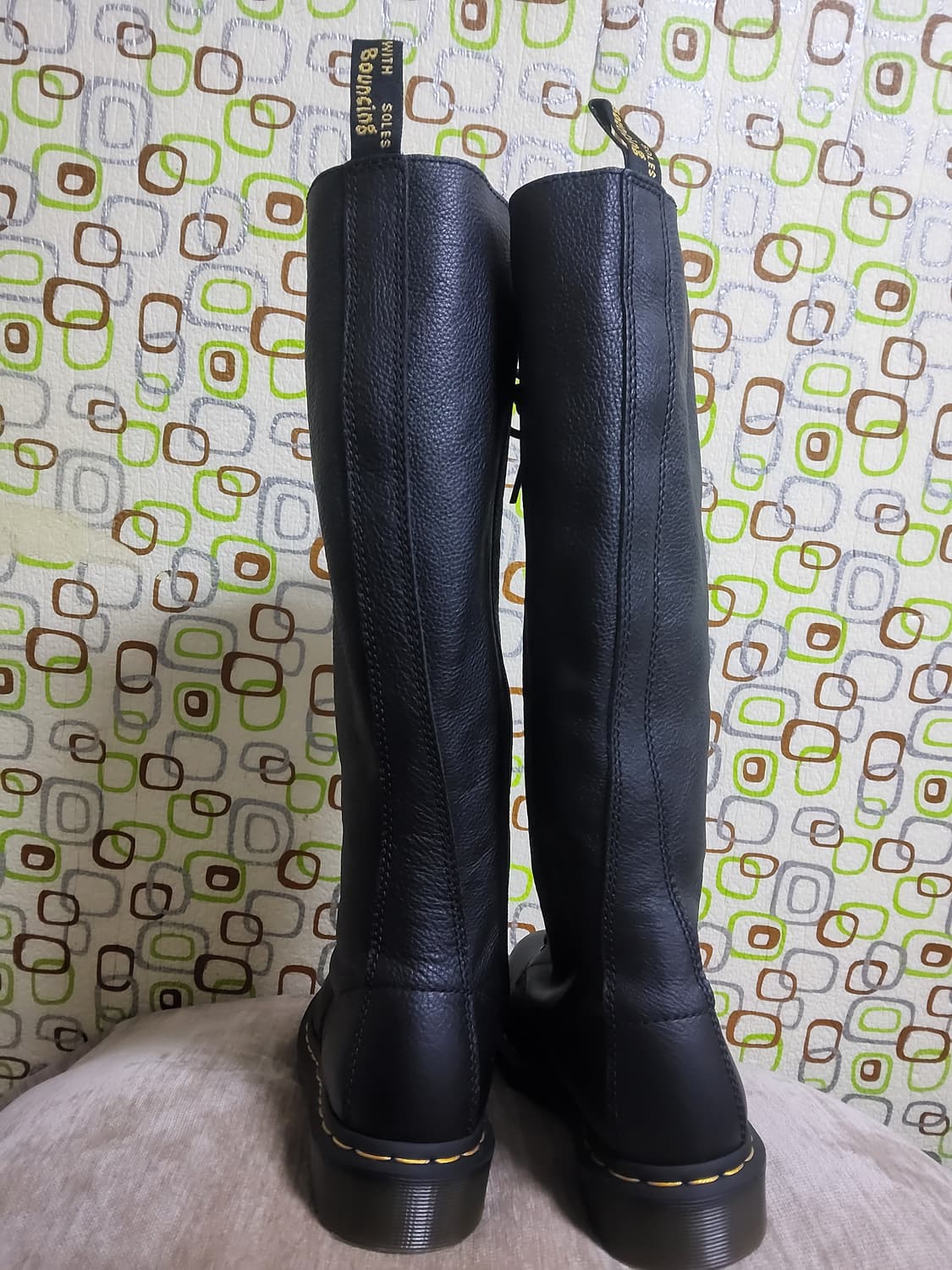 닥터마틴 20홀 1B60 모델 240사이즈  상품이미지4