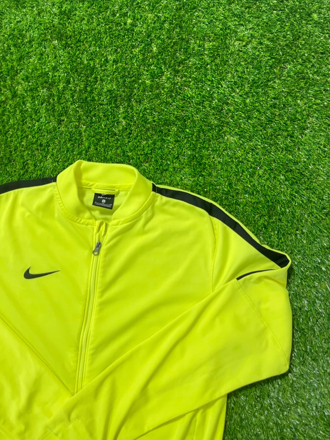 나이키 형광져지 상품이미지1